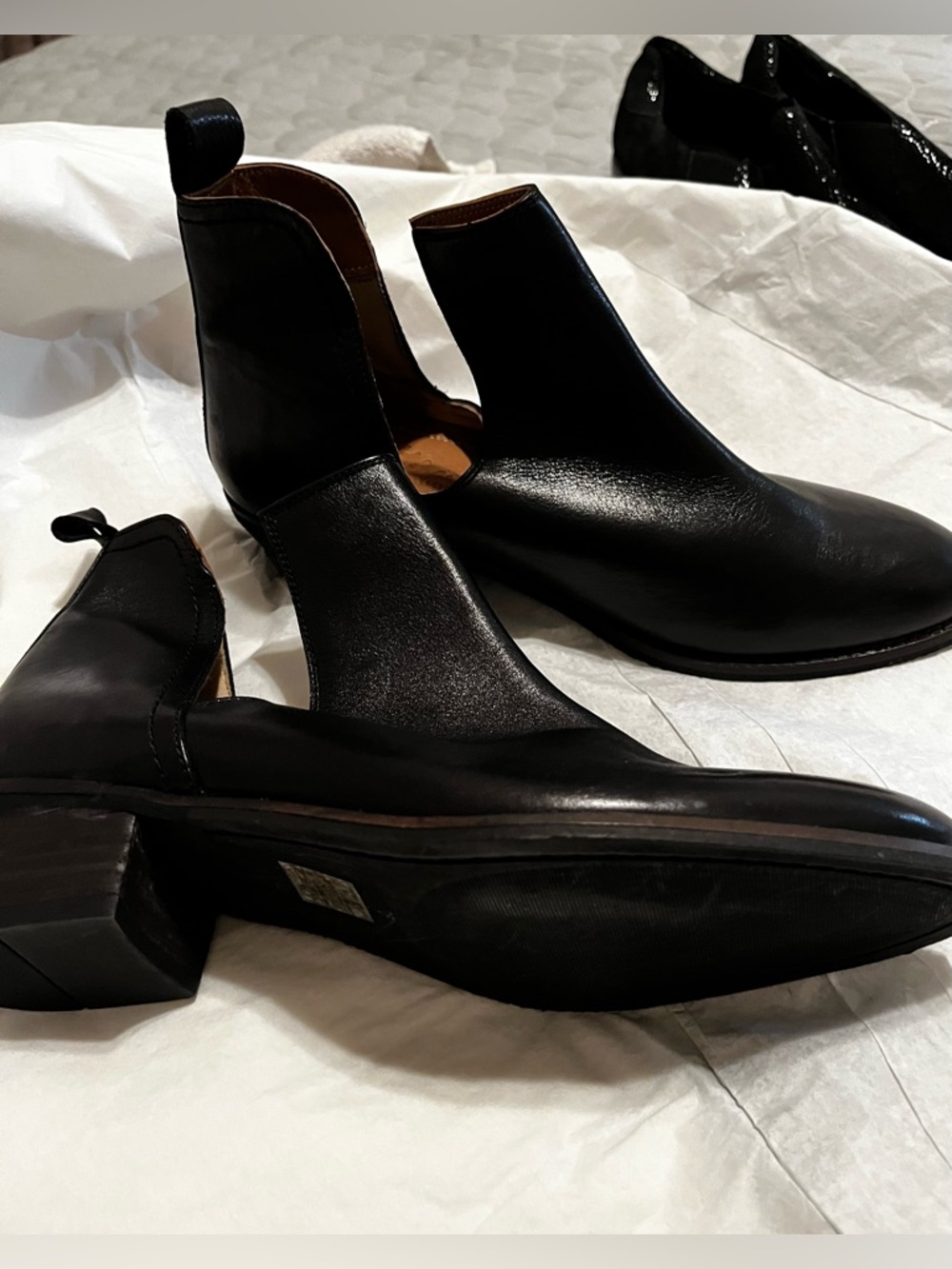 SIGNATURE~ BY NORDSTROM COLLECTION~ BLACK SHOOTIES ~ SIZE 9.5
